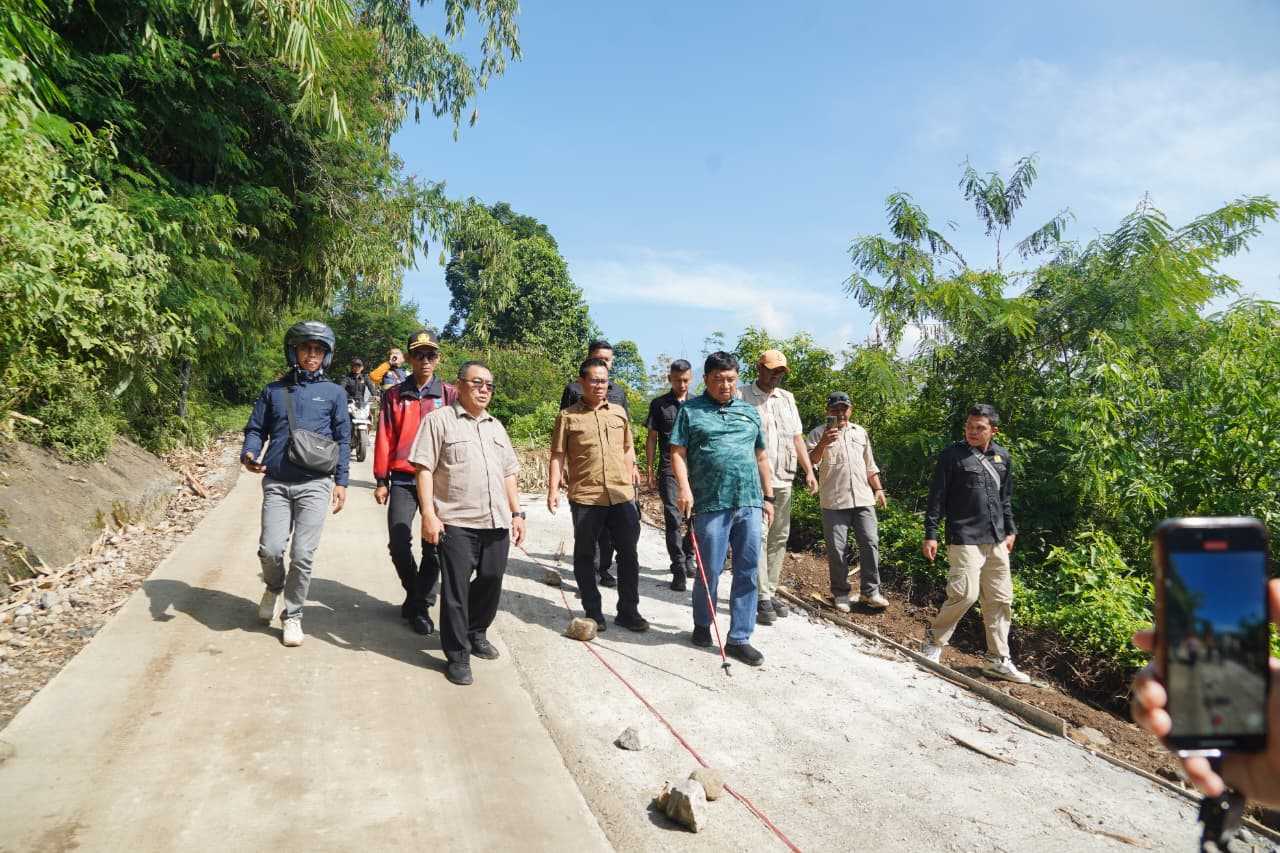 Warga Selatan Siap-siap! Bupati Syakur Pantau Langsung Rencana Pembangunan Jalan Singajaya-Banjarwangi-Cibalong